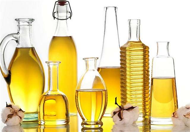 Oil extraction of seeds